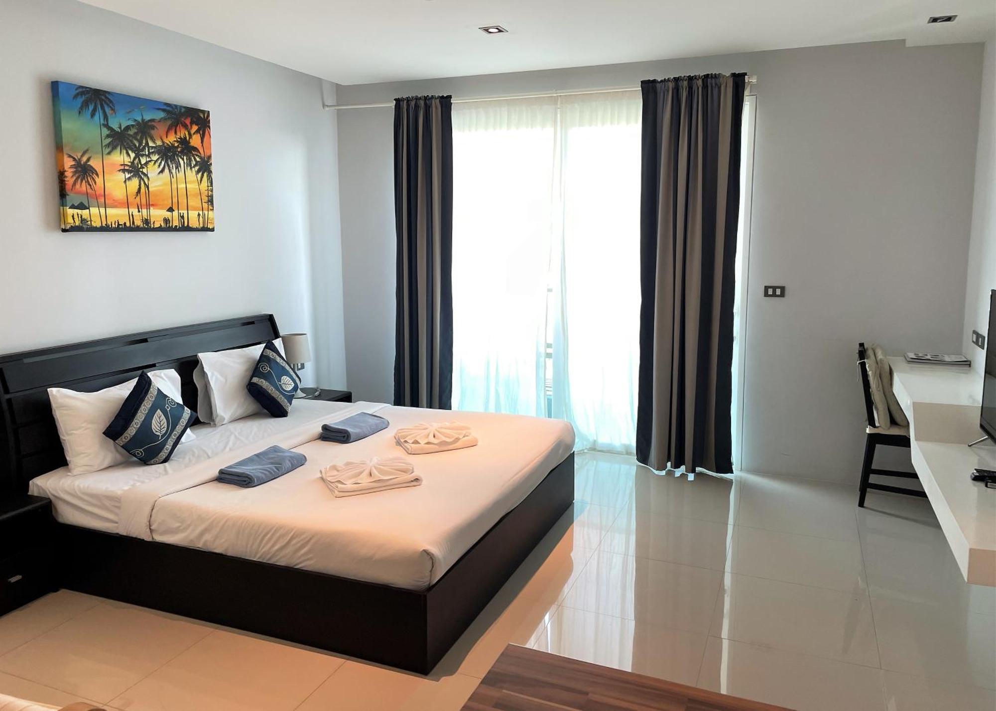 Private Apartment At Emerald Terrace Patong Exterior foto