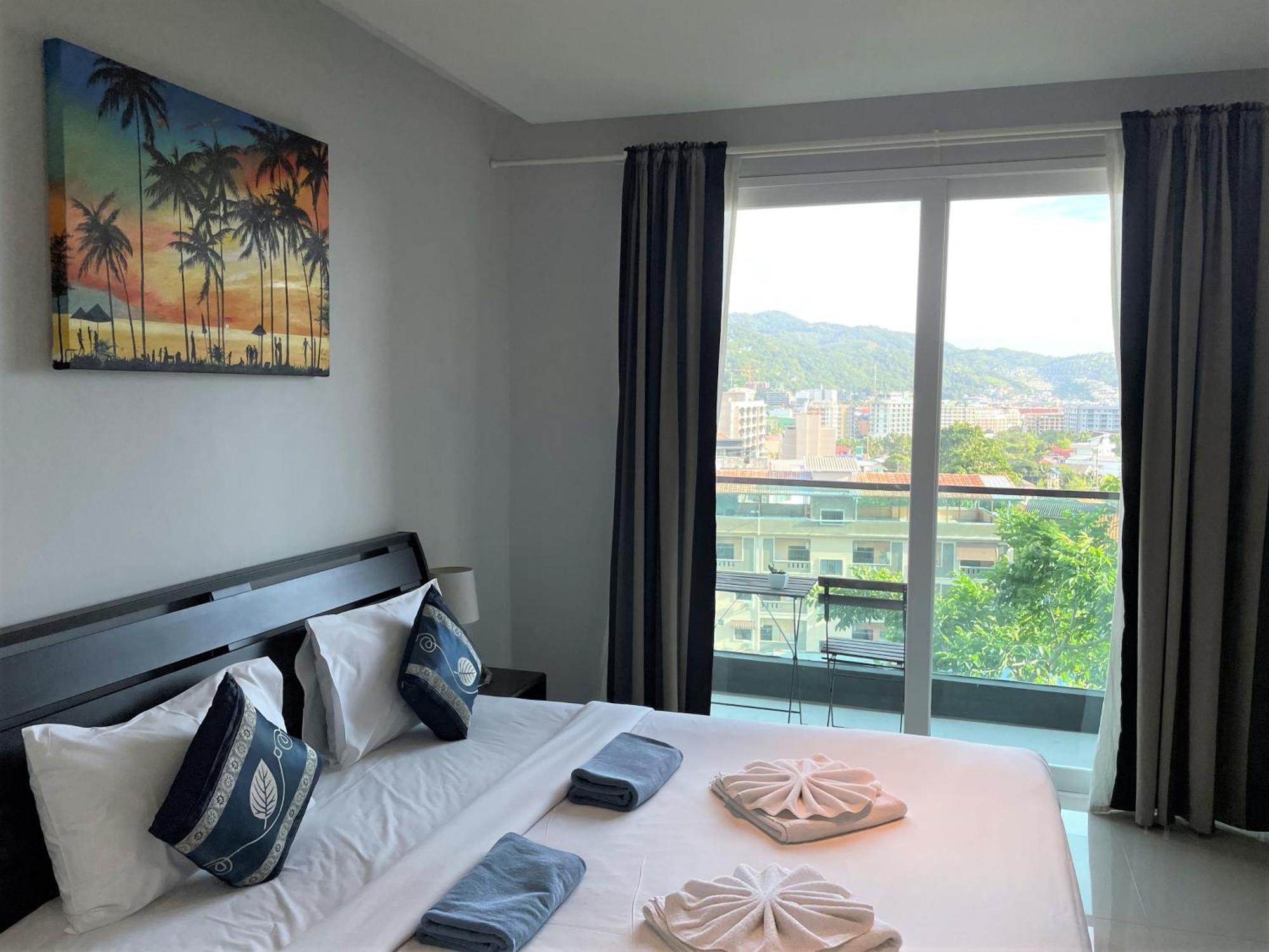 Private Apartment At Emerald Terrace Patong Exterior foto